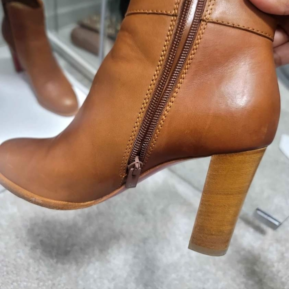 Christian Louboutin Janis Bootie 85